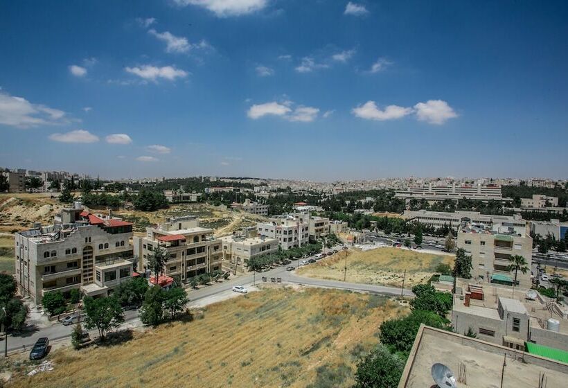 Al Bateel Hotel Apartments