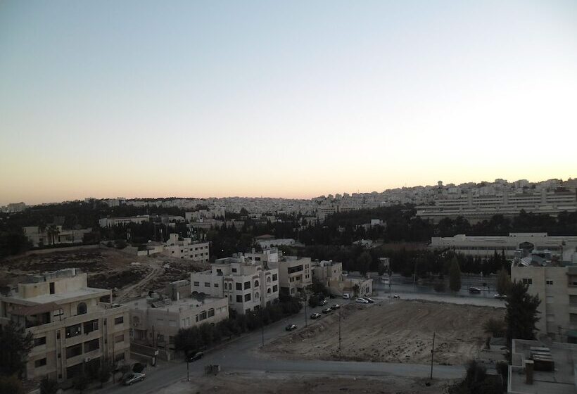 Al Bateel Hotel Apartments