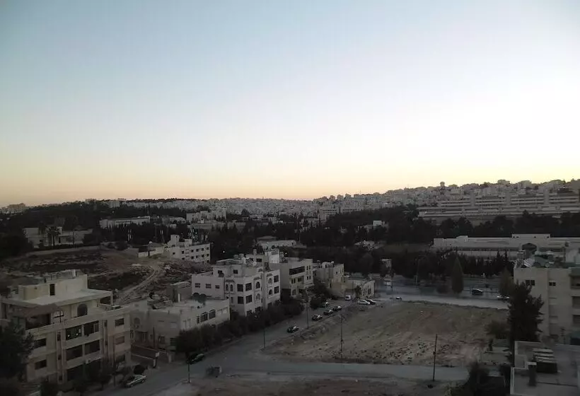 Al Bateel Hotel Apartments