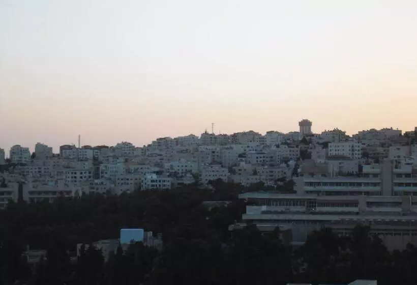 Al Bateel Hotel Apartments