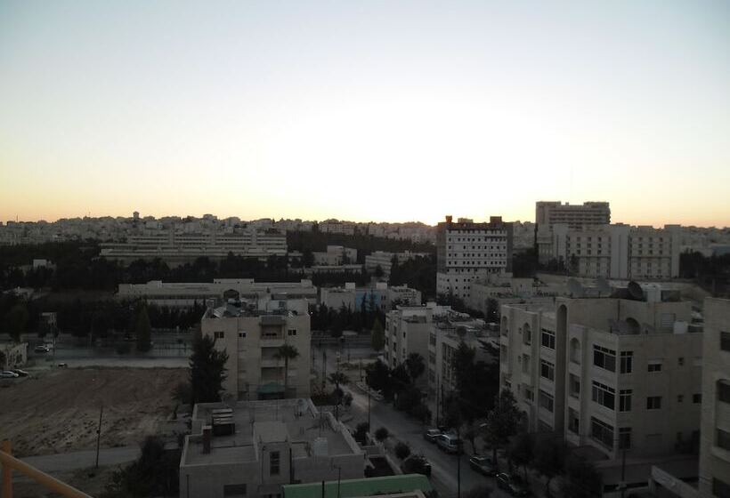 Al Bateel Hotel Apartments