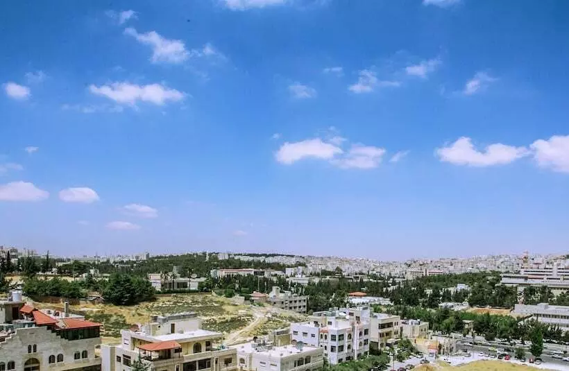 Al Bateel Hotel Apartments