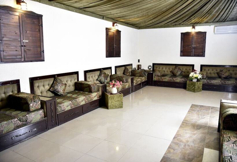 Al Bateel Hotel Apartments