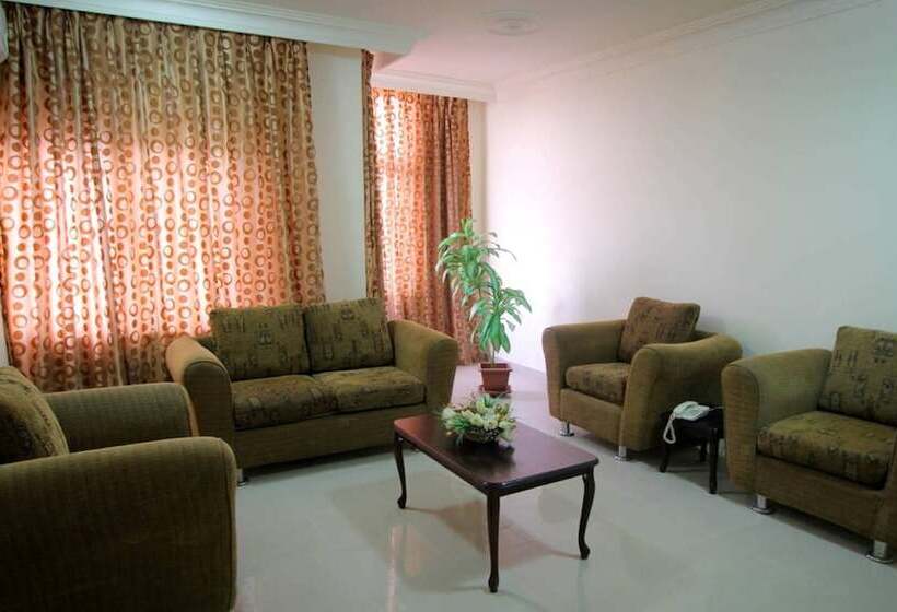 Al Bateel Hotel Apartments