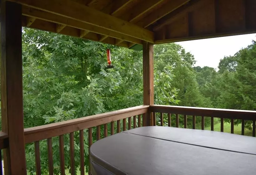 Bear Creek Lodge Cabin Resort