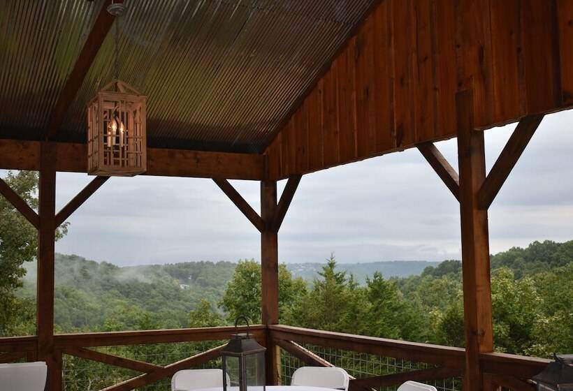 Bear Creek Lodge Cabin Resort