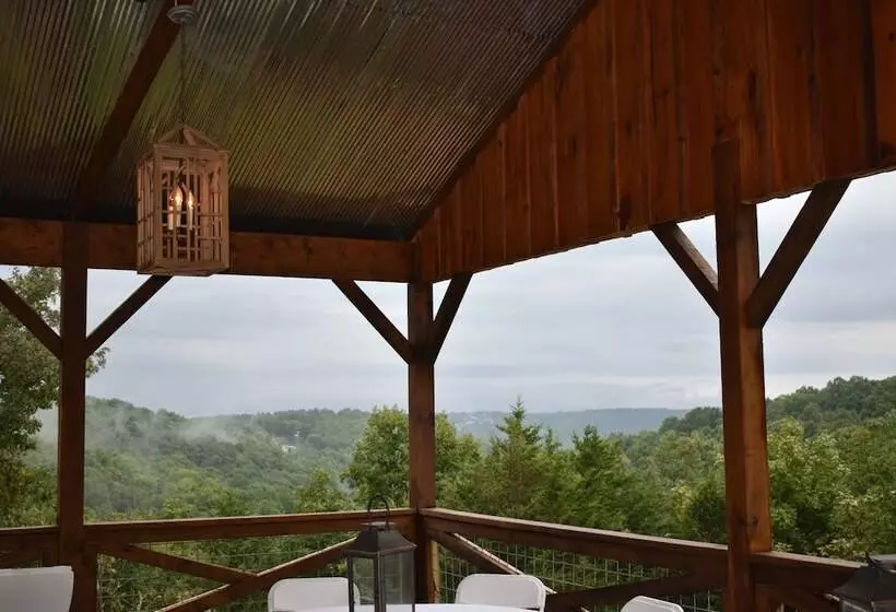 Bear Creek Lodge Cabin Resort