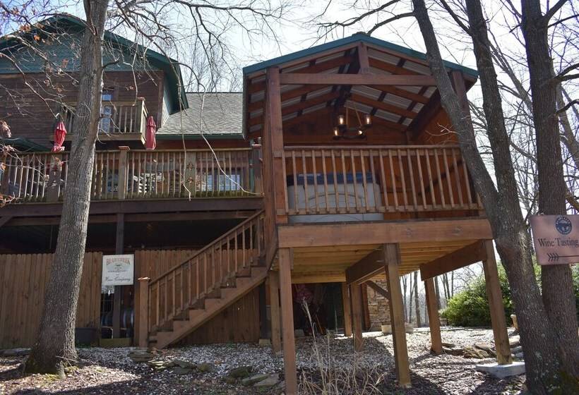 Bear Creek Lodge Cabin Resort