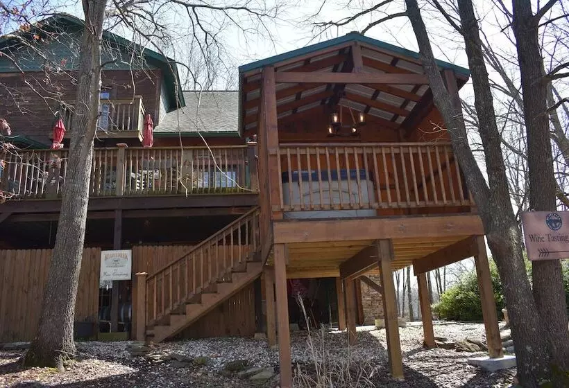 Bear Creek Lodge Cabin Resort