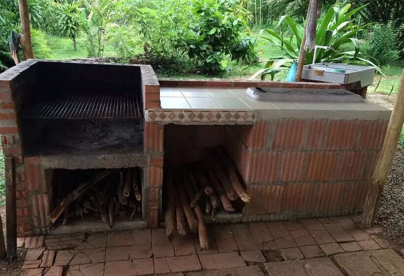 Aamiaismajoitus (B&B) A Little Paradise