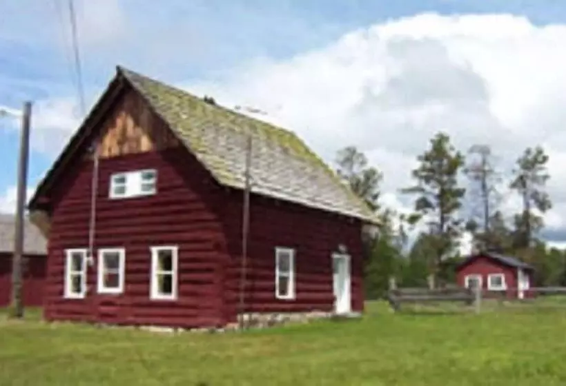 Aamiaismajoitus (B&B) Attwood Creek Ranch