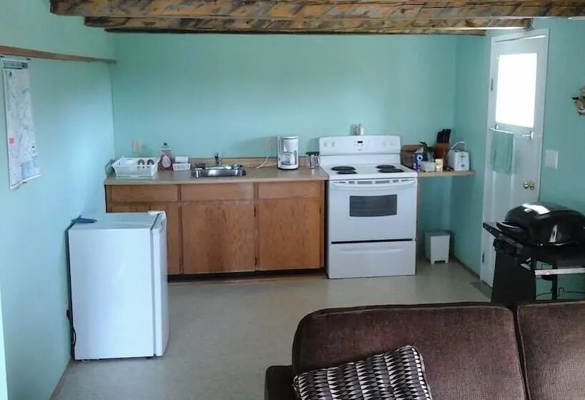 Aamiaismajoitus (B&B) Attwood Creek Ranch