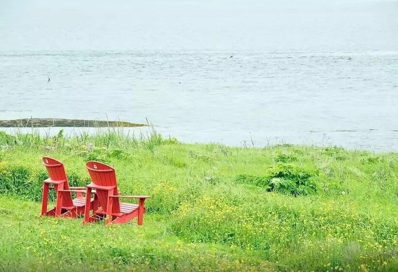 Aamiaismajoitus (B&B) Auberge De L île Aux Perroquets