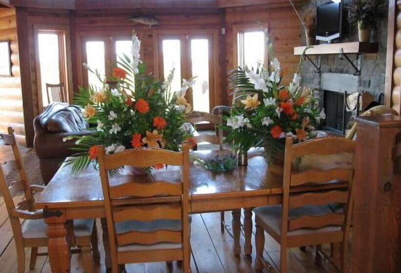 Bed & Breakfast Elk Creek Lodging