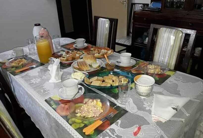 تختخواب و صبحانه Nueva Alborada Lodging House