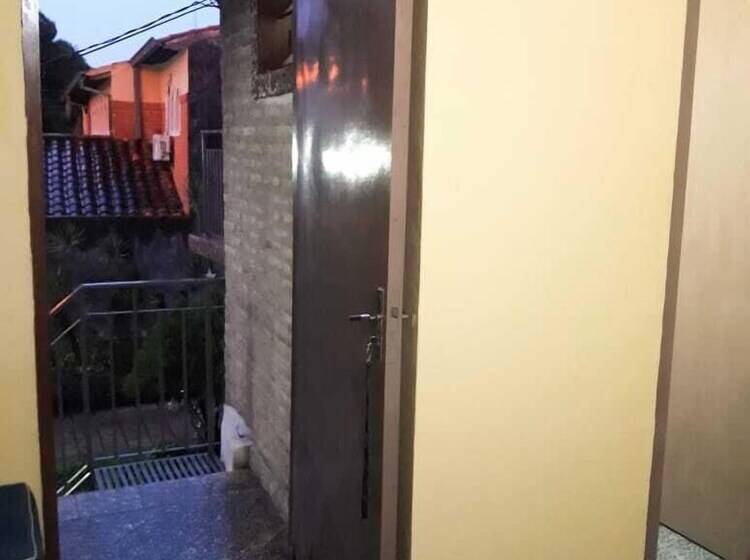 تختخواب و صبحانه Nueva Alborada Lodging House