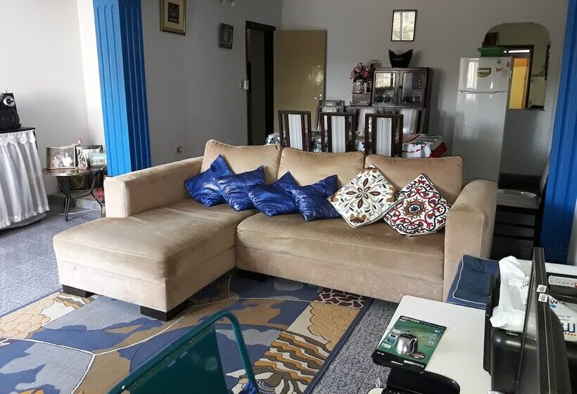 تختخواب و صبحانه Nueva Alborada Lodging House