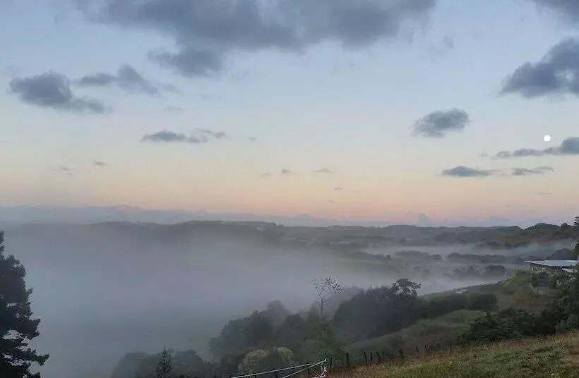 Aamiaismajoitus (B&B) Pukeatua Farmstay