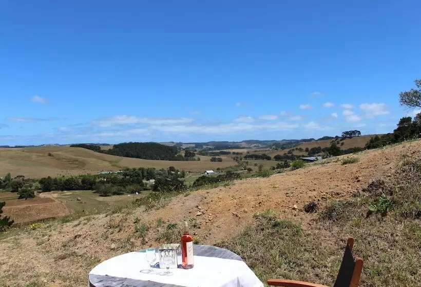 Aamiaismajoitus (B&B) Pukeatua Farmstay