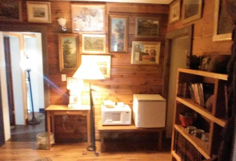 Aamiaismajoitus (B&B) Ymir