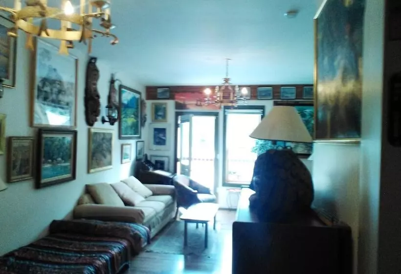 Aamiaismajoitus (B&B) Ymir