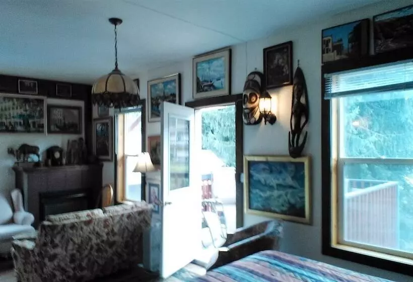 Aamiaismajoitus (B&B) Ymir