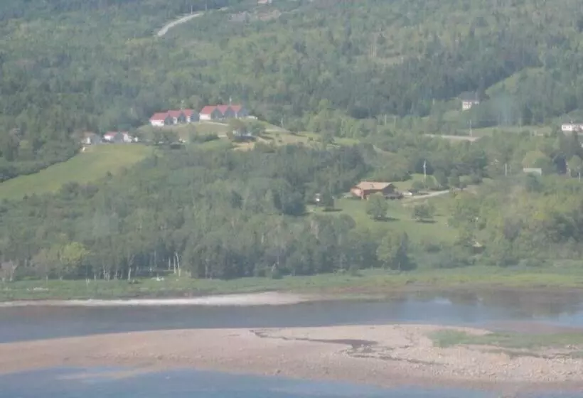 Chisholms Of Troy Coastal Cottages