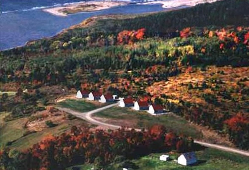 Chisholms Of Troy Coastal Cottages