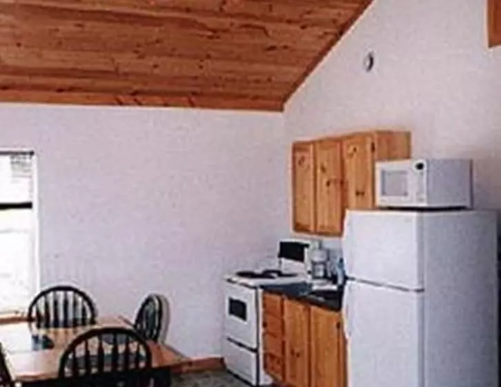 Chisholms Of Troy Coastal Cottages