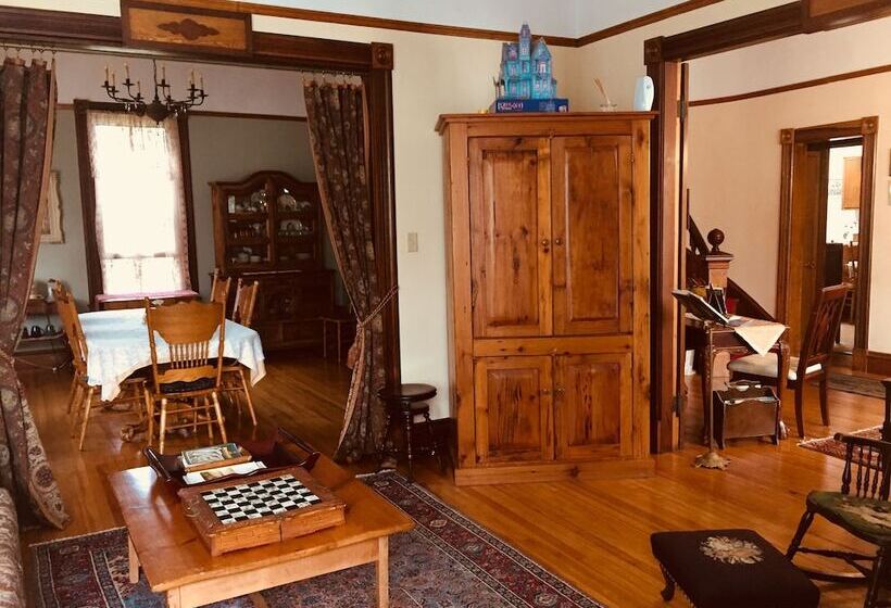 Evangeline S Tower Bed & Breakfast