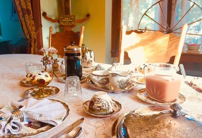 Evangeline S Tower Bed & Breakfast