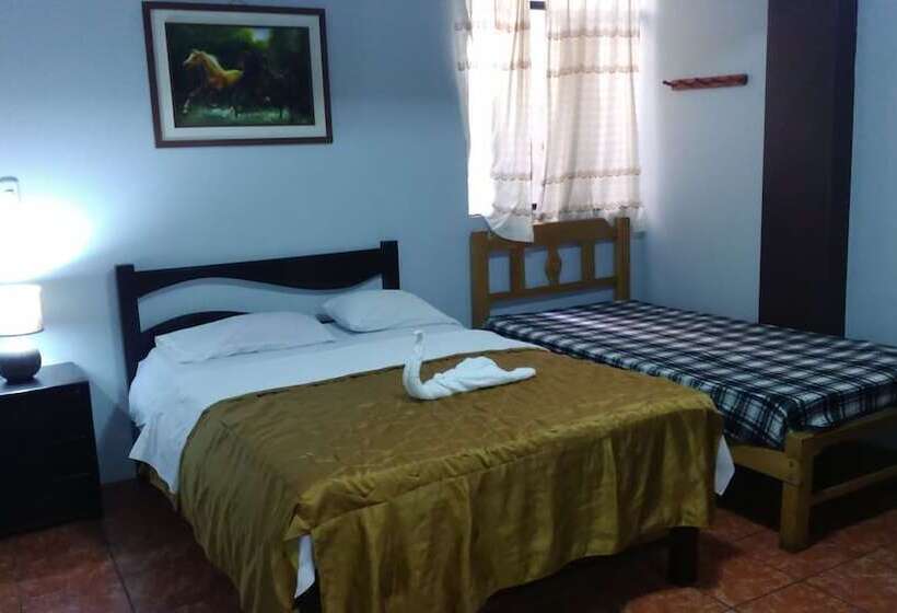 Хостел Hospedaje Santa Inés