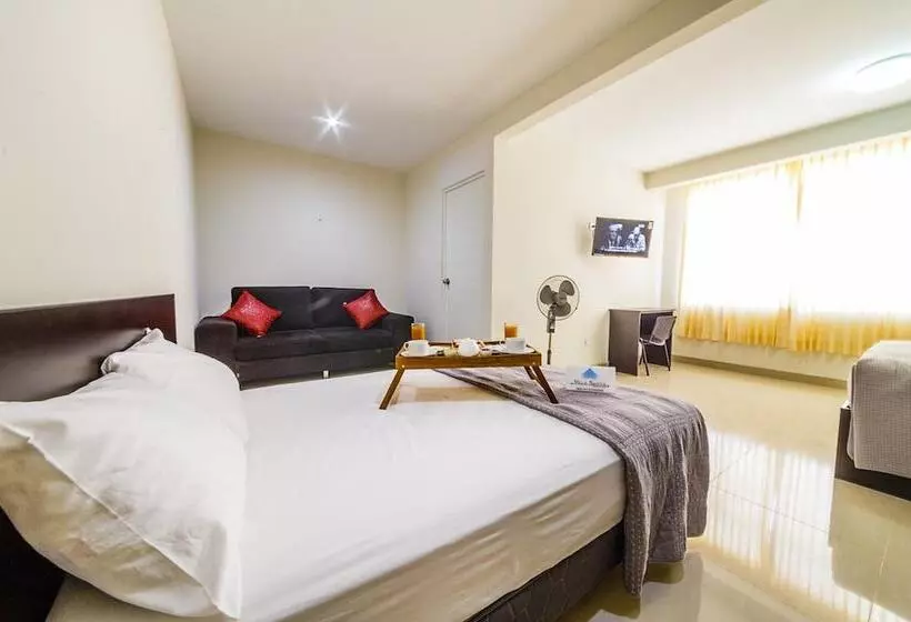 Hostal Villa Santa