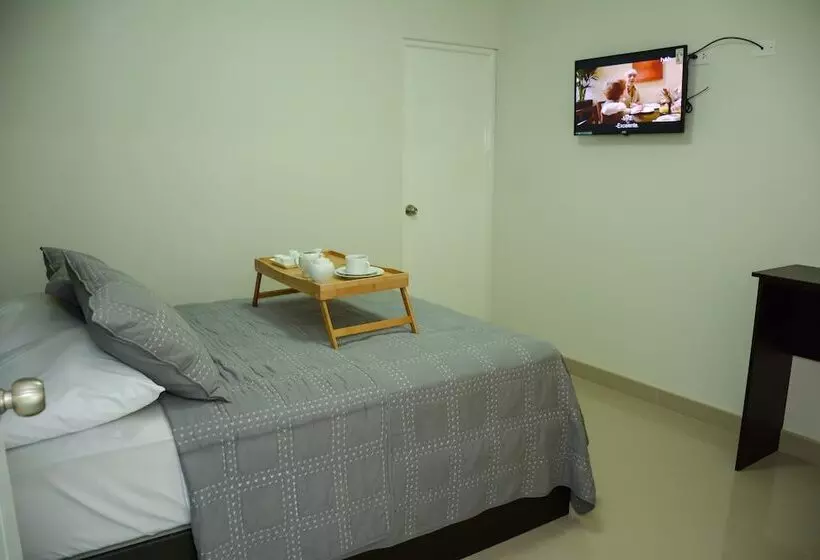 Hostal Villa Santa
