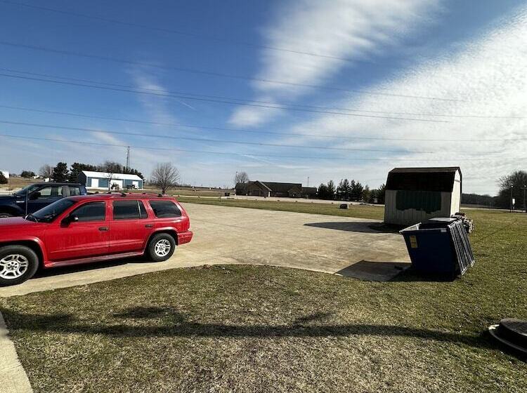 ホテル Attica Inn