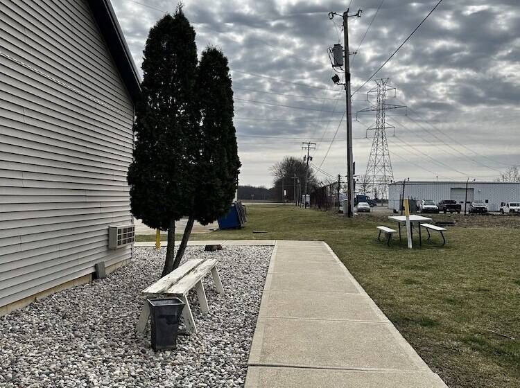 ホテル Attica Inn