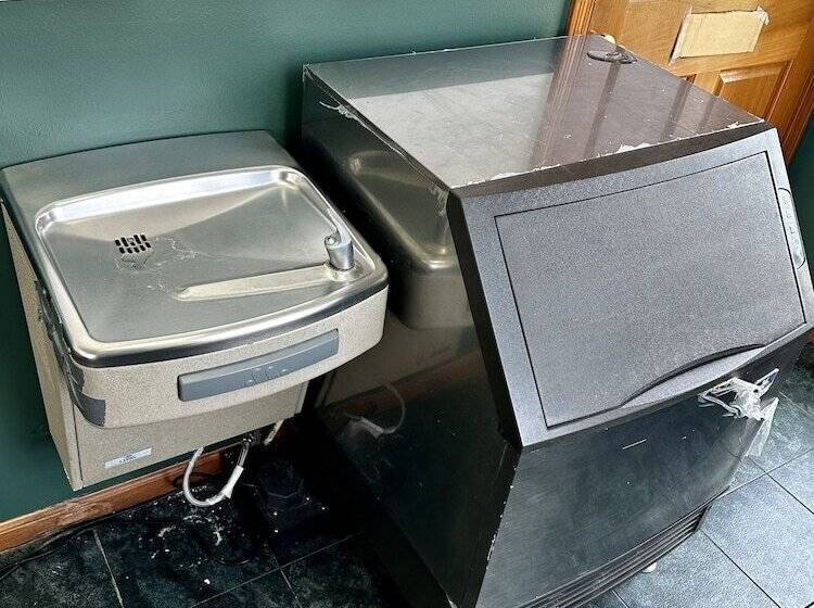 ホテル Attica Inn