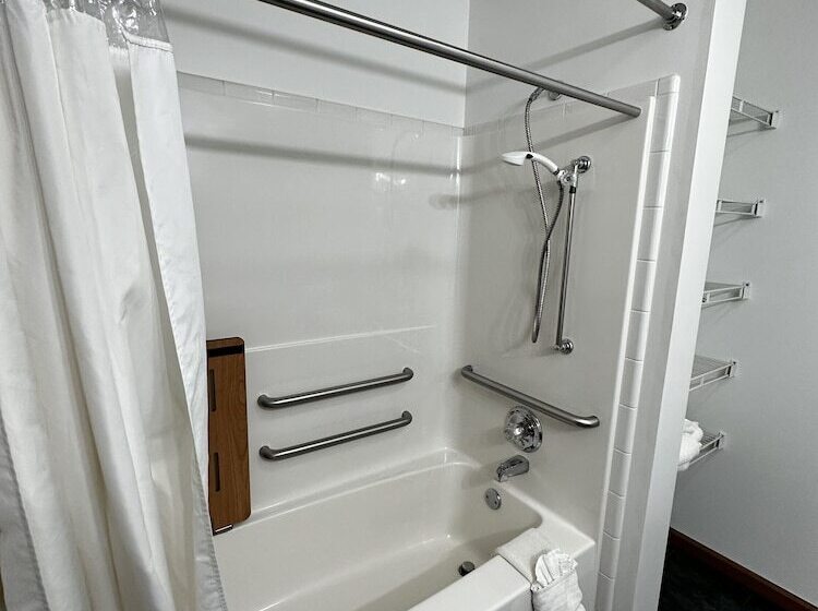 ホテル Attica Inn