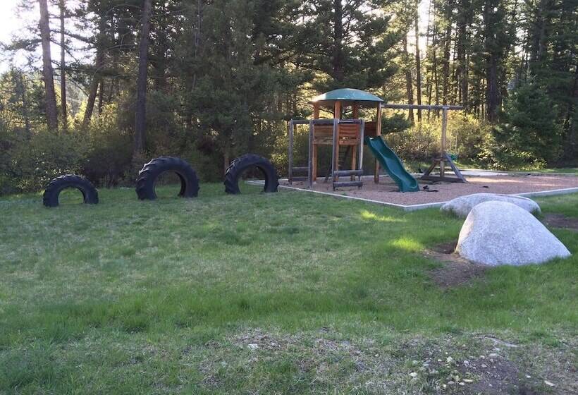 فندق Boulder Creek Lodge   Campsite