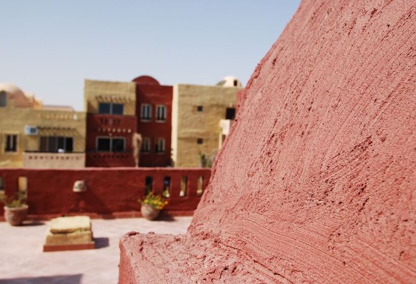 هتل Kamareia Resort