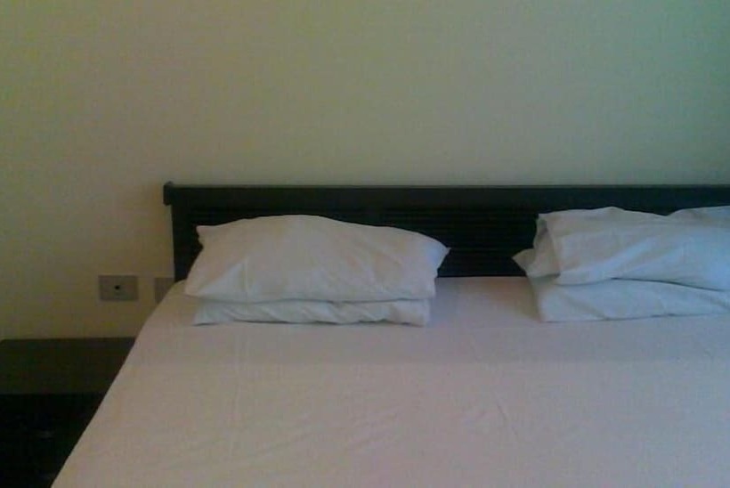 هتل Kamareia Resort