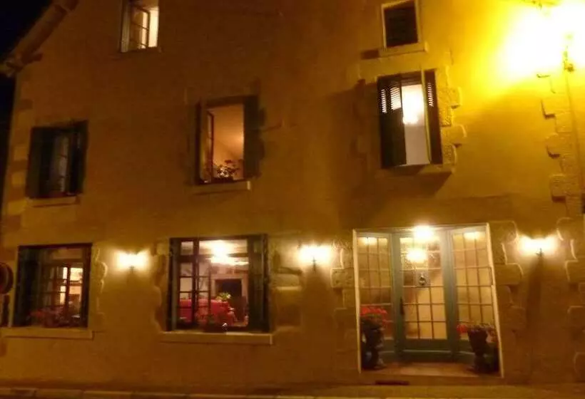 Hotelli Le Logis Bed And Breakfast