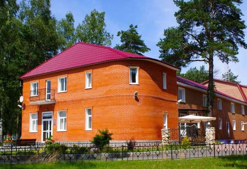 בית מלון כפרי Park Drakino