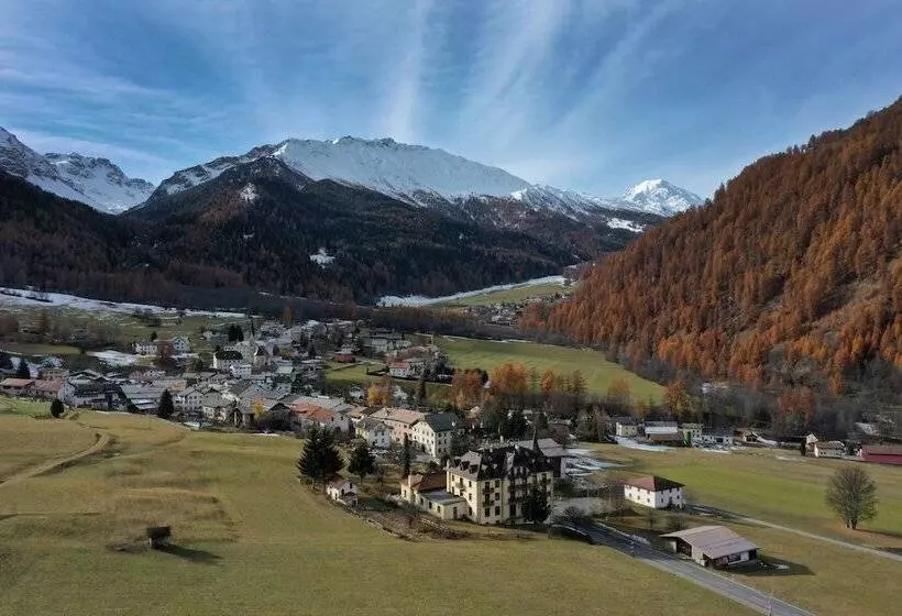 Hotelli Restaurant Schweizerhof