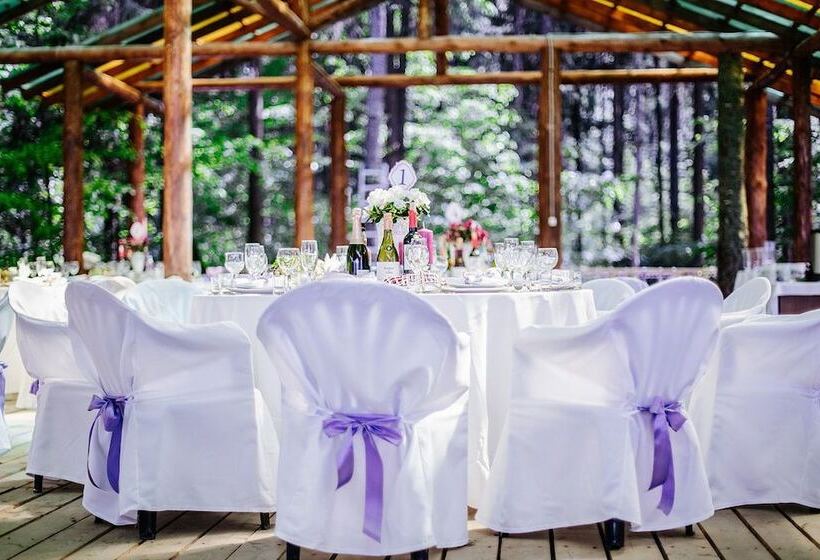 Отель Romantic Country Club