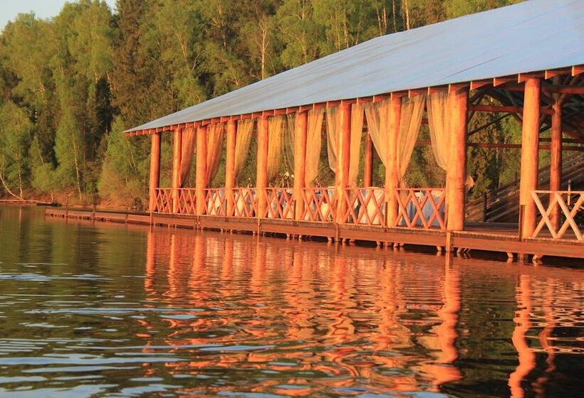 Отель Romantic Country Club