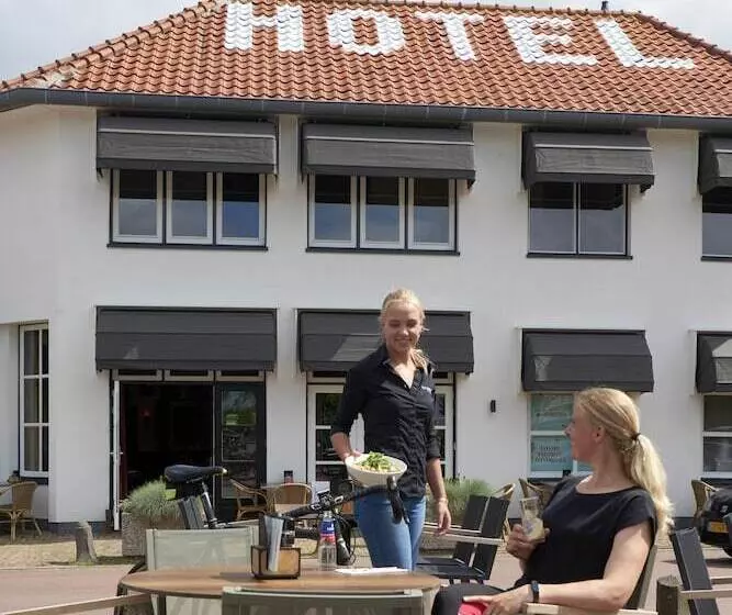 Hotelli Villa Groet Uit Avenhorn