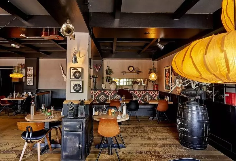 Hotelli Villa Groet Uit Avenhorn