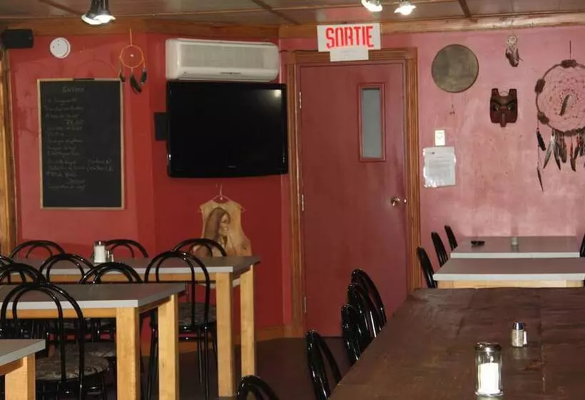 L Auberge Refuge Du Trappeur Inn