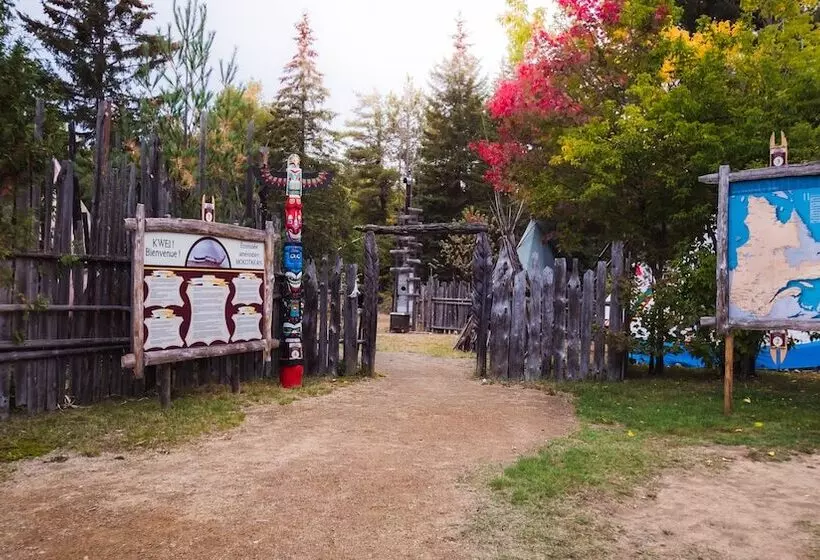 L Auberge Refuge Du Trappeur Inn